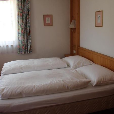 Hotel Grafenwirt วาไกรน์ ภายนอก รูปภาพ