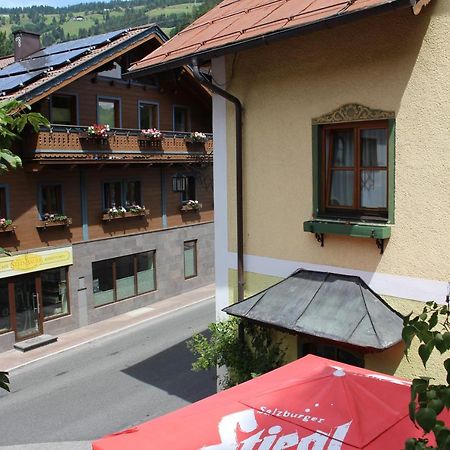 Hotel Grafenwirt วาไกรน์ ภายนอก รูปภาพ